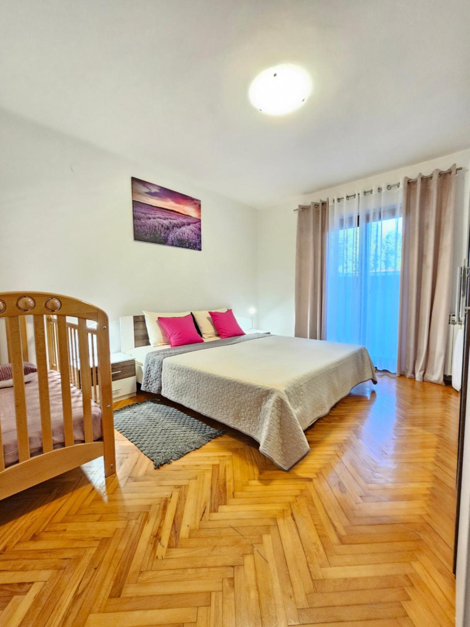 Apartment Tigo - 2 Bedrooms, 2 Bathrooms, Terrace And Big Garden Фажана Екстер'єр фото