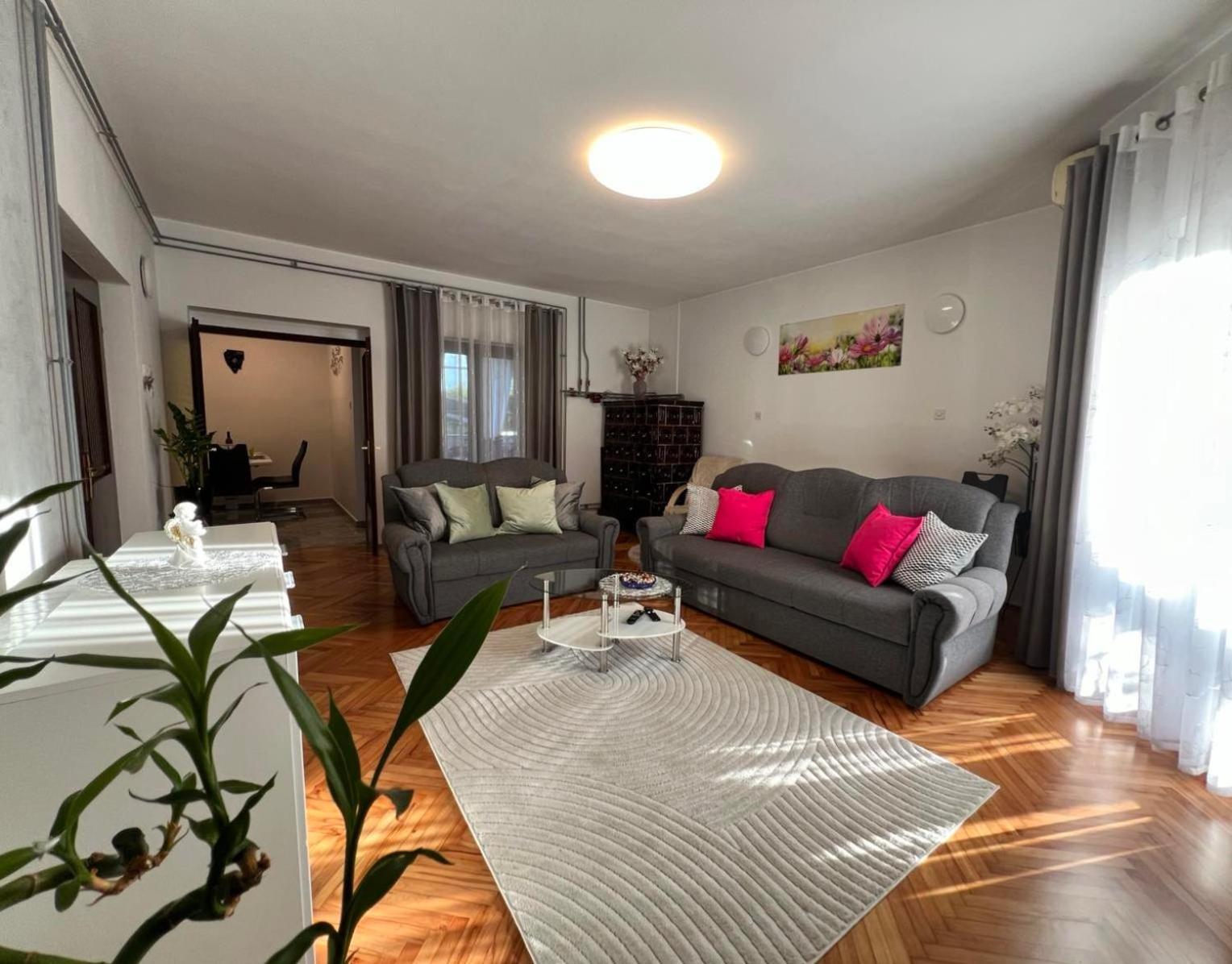 Apartment Tigo - 2 Bedrooms, 2 Bathrooms, Terrace And Big Garden Фажана Екстер'єр фото